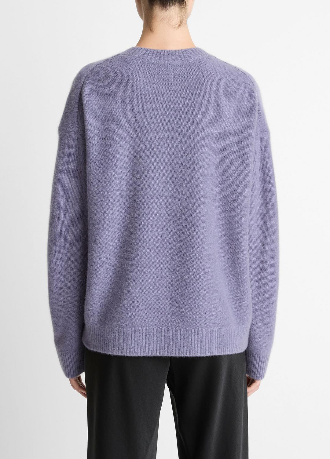 VINCE Plush Cashmere Crew Neck Sweater in Crew Neck