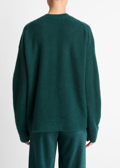 VINCE Plush Cashmere Crew Neck Sweater in Crew Neck