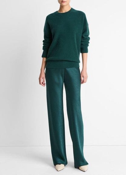 VINCE Plush Cashmere Crew Neck Sweater in Crew Neck