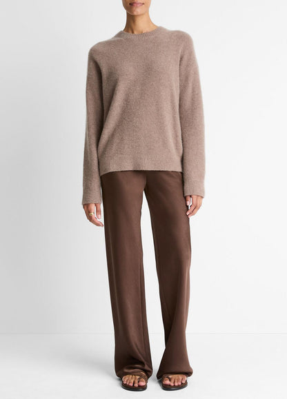 VINCE Plush Cashmere Crew Neck Sweater in Crew Neck