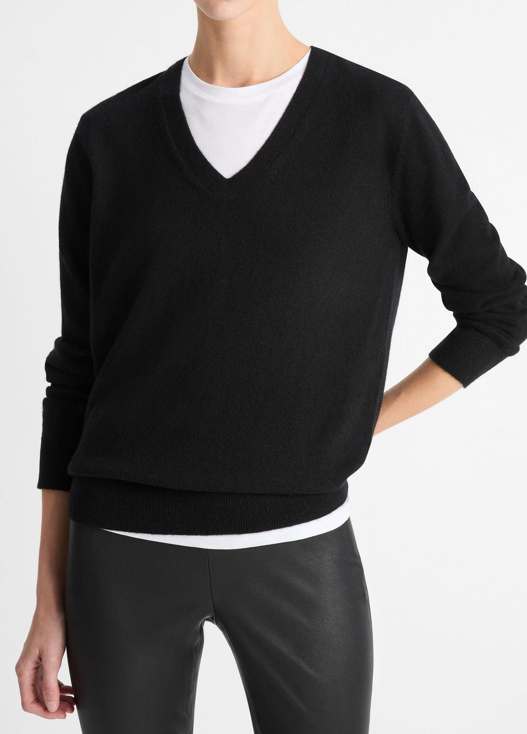 VINCE Cashmere Weekend V-Neck Sweater in V-Neck