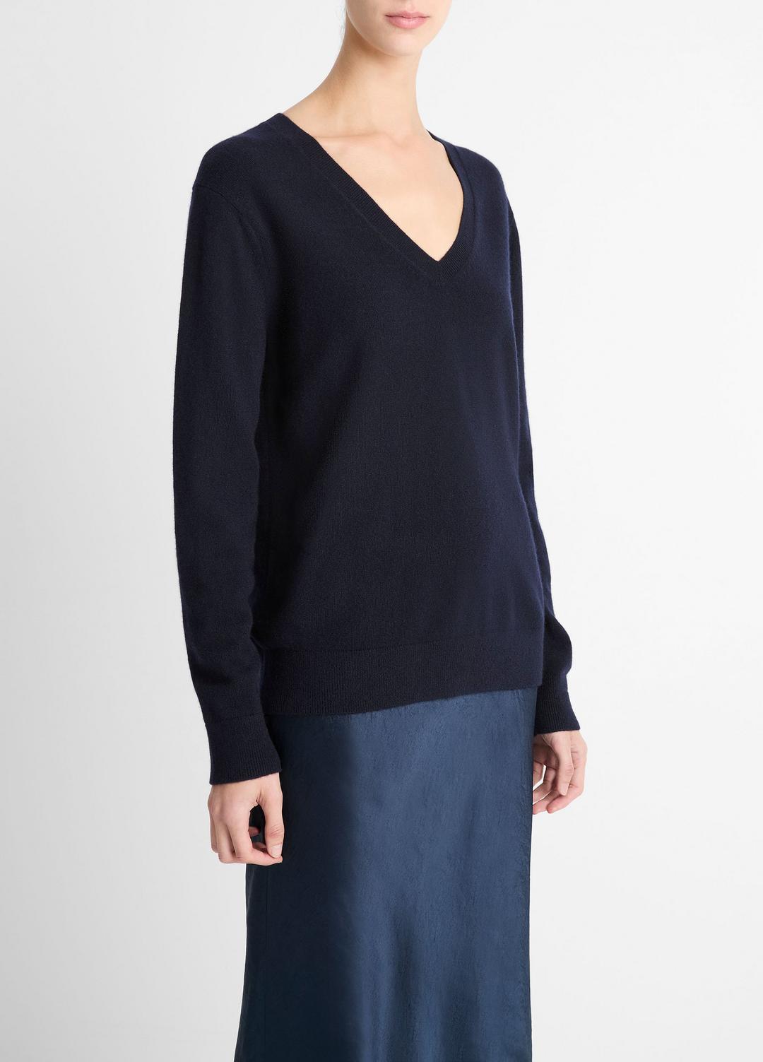 VINCE Cashmere Weekend V-Neck Sweater in V-Neck