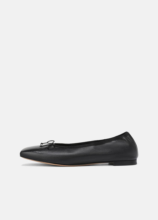 VINCE Darla Leather Ballet Flat in Loafers & Flats
