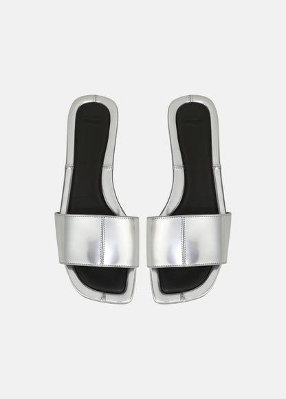 VINCE Valeria Metallic Leather Slide Sandal in Sandals