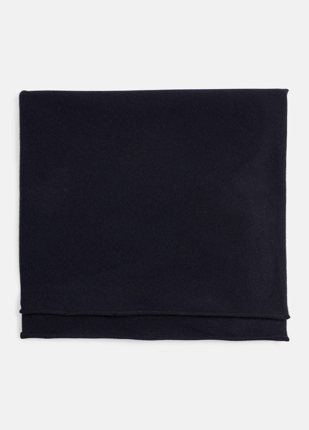 VINCE Plush Cashmere Blanket Wrap in Scarves & Hats