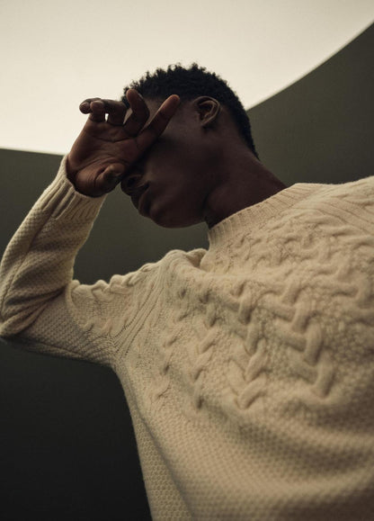 VINCE Airspun Merino Wool Cable-Yoke Sweater in Crew Neck