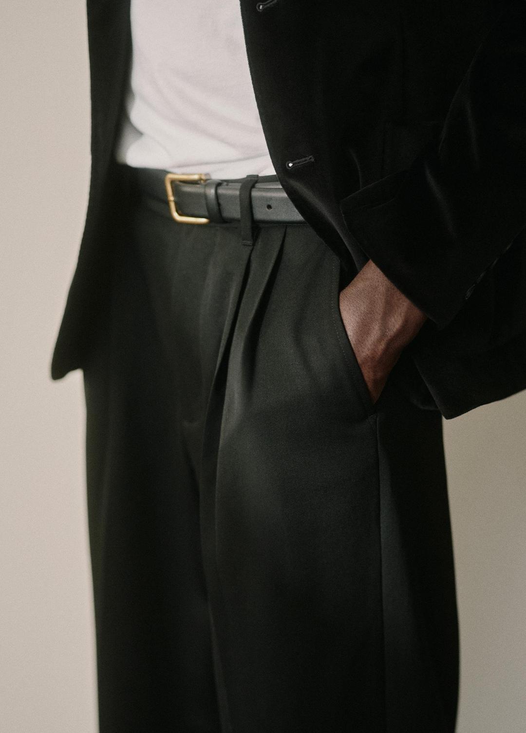 VINCE Wool Double-Pleat Suiting Trouser in Trousers