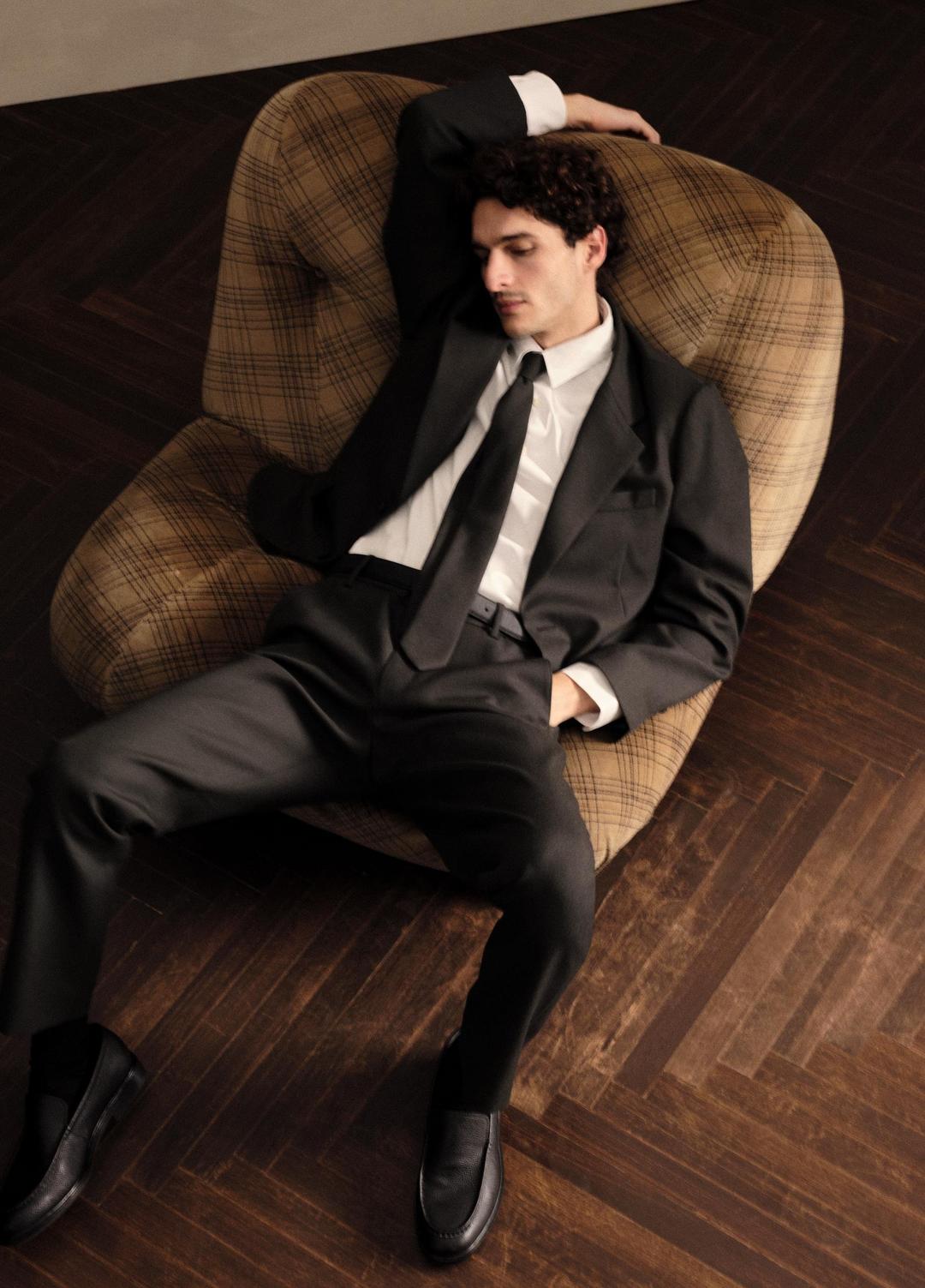 VINCE Owen Athletic Wool Suiting Pant in Trousers